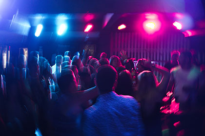 Discoteque Dancers